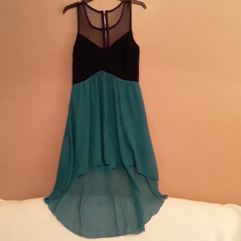 Black/turquoise dress